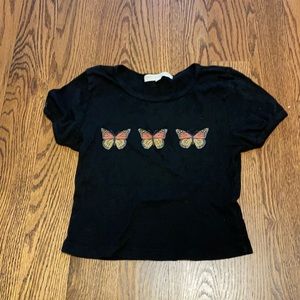 Urban outfitters cropped shirt. size xs.